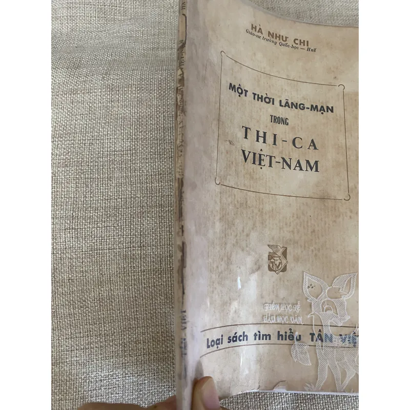 Một thời lãng mạn trong thi ca Việt Nam 694014