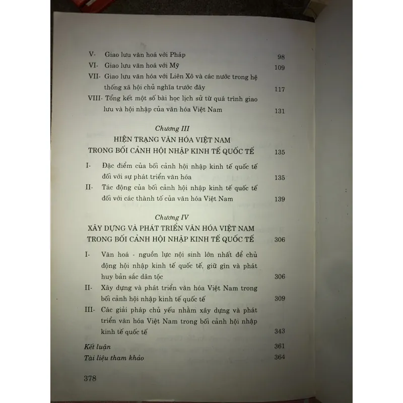 Văn hoá Việt Nam trong bối cảnh hội nhập kinh tế quốc tế  712148