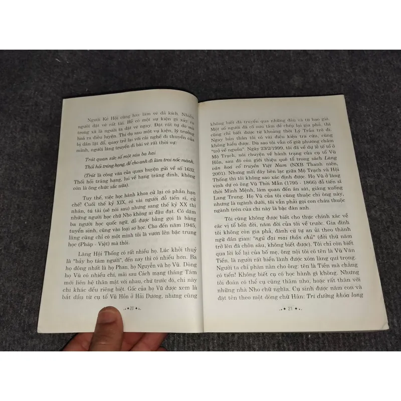 CỬA RIÊNG KHÔNG KHÉP - TỰ TRUYỆN VŨ NGỌC KHÁNH 991157