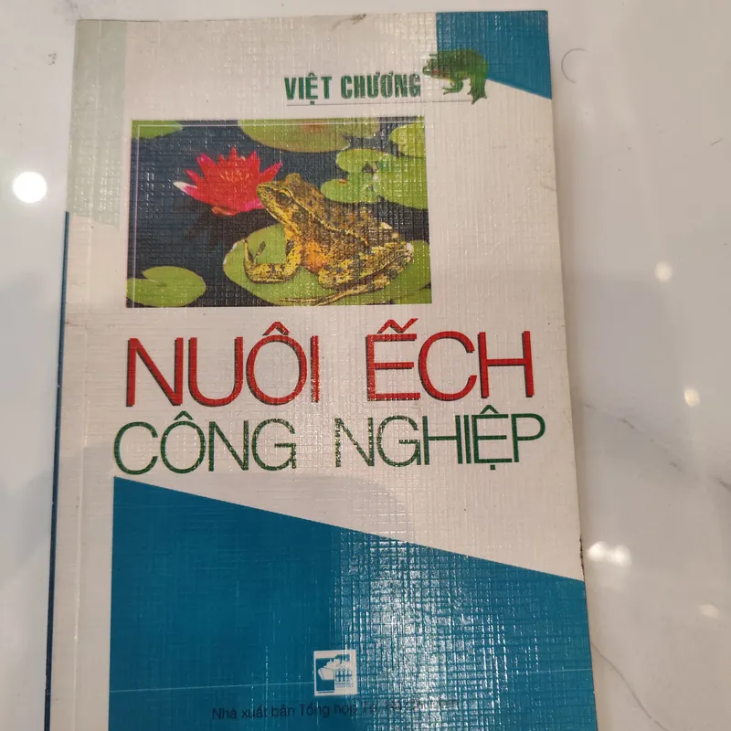 Nuôi ếch công nghiệp 575522