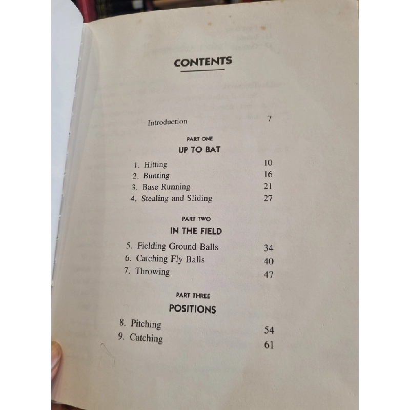 BASEBALL TIPS : Learn To Hit-Bunt-Run The Bases-Steal Throw-Field-Catch-Pitch and More - Dean Hughes, Tom Hughes 201908