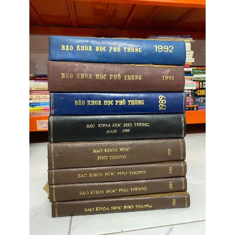 Báo Khoa học phổ thông đóng cuốn 730967