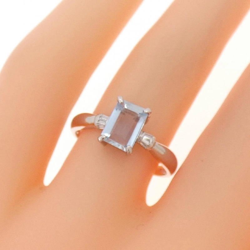 Nhẫn Aquamarine PT900 670110