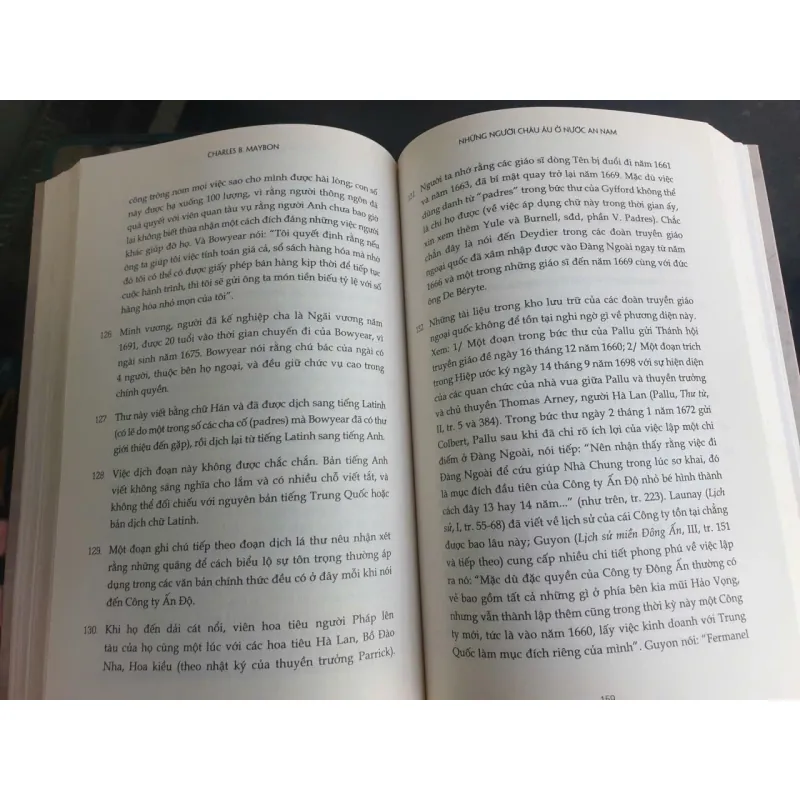 Những Người Châu Âu ở Nước An Nam của Charles B. Maybon 699039