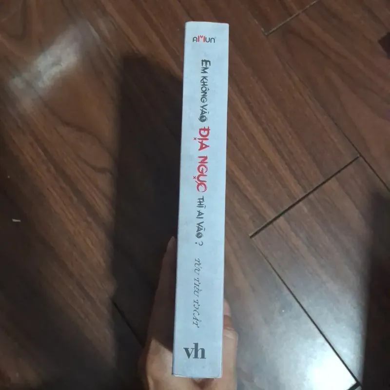 Em không vào địa ngục thì ai vào? 706559