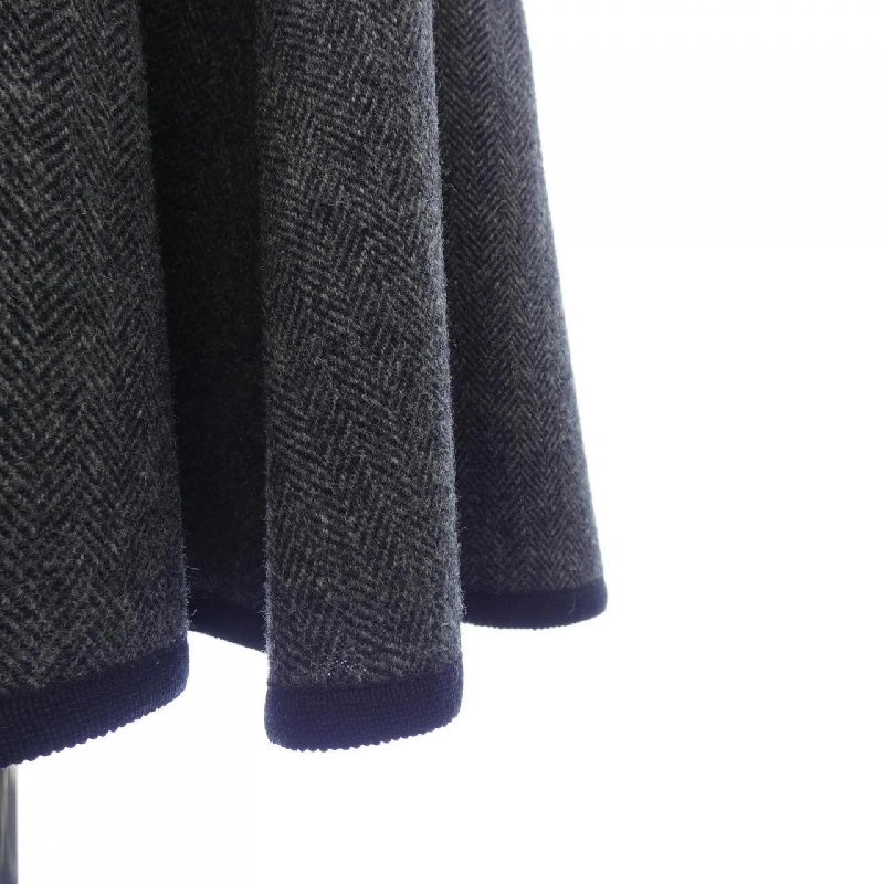 Chân váy UNION LAUNCH - Hàng hiệu Authentic 818079