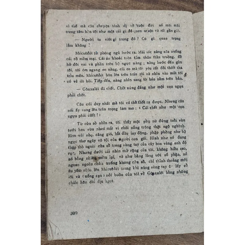 Tiểu thuyết phiêu lưu NGỰA VÀ NGƯỜI - Nhà văn Chile Fernando  719028