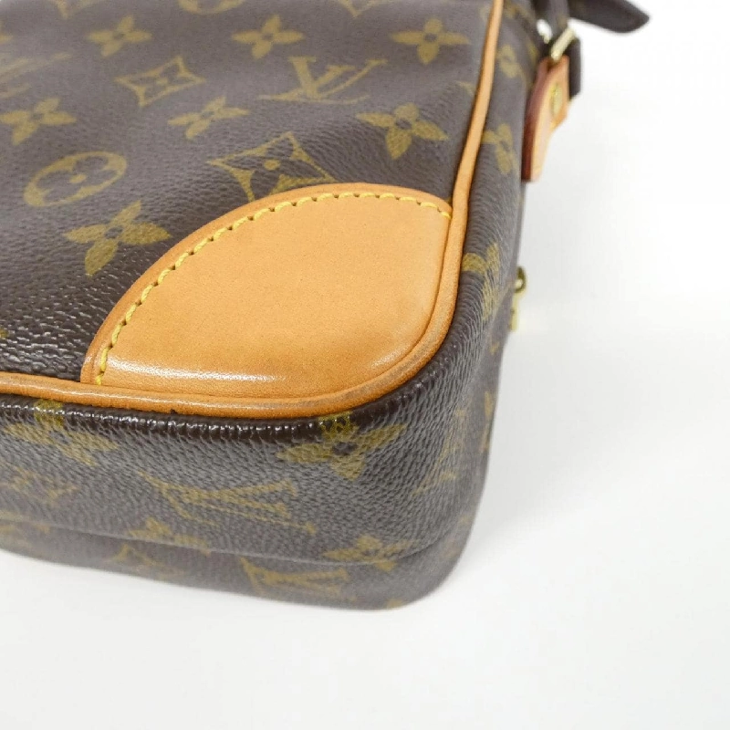 Túi đeo vai Louis Vuitton Monogram Amazon M45236 611735