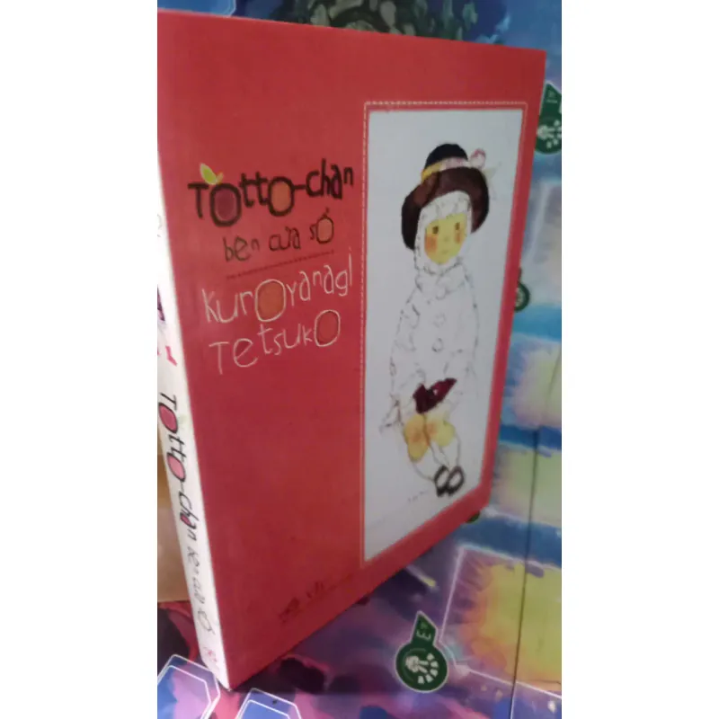 tôttô chan bên cửa sổ 1026414