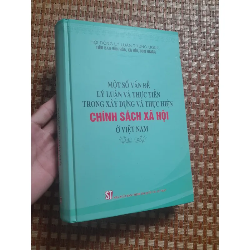 CHÍNH SÁCH XÃ HỘI Ở VIỆT NAM 755797