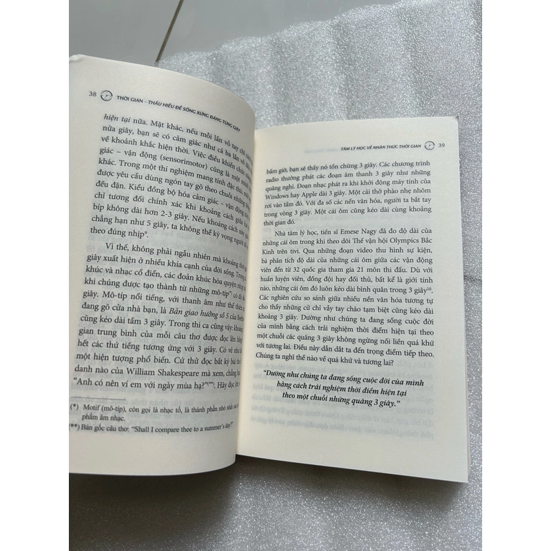 Thời gian thấu hiểu để sống xứng đáng từng giây 530859