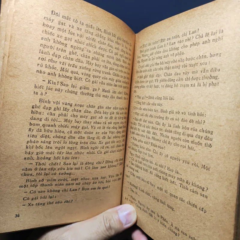 Tháp Pháo Mùa Xuân 1023217