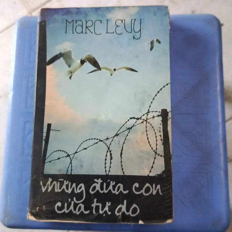 Sách : Những đứa con của tự do 708381