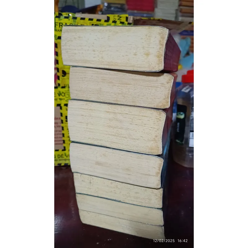 The Complete Collection of Harry Potter Bloomsbury Paperback 715352