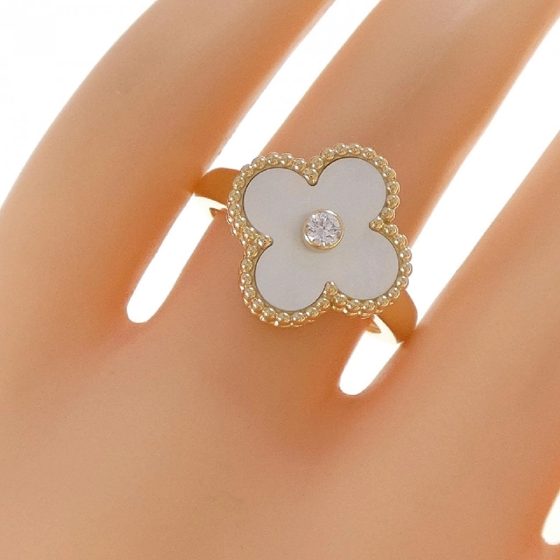 Nhẫn Vintage Alhambra Van Cleef & Arpels - Hàng hiệu Authentic 835988