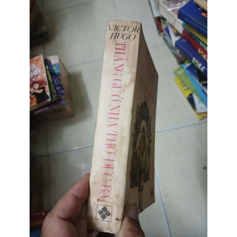 THẰNG GÙ Ở NHÀ THỜ ĐỨC BÀ - MẶC ĐỖ DỊCH THUẬT 1006421