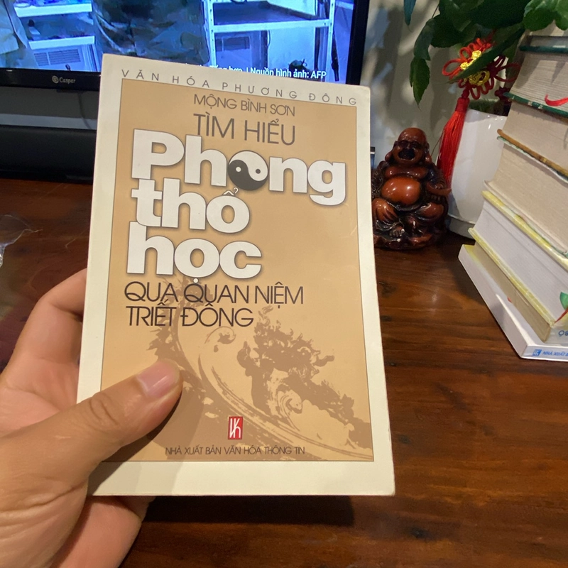 TÒM HIỂU PHONG THỔ HỌC QUA QUAN NIỆM TRIẾT ĐÔNG (bản in năm 2002) 462763