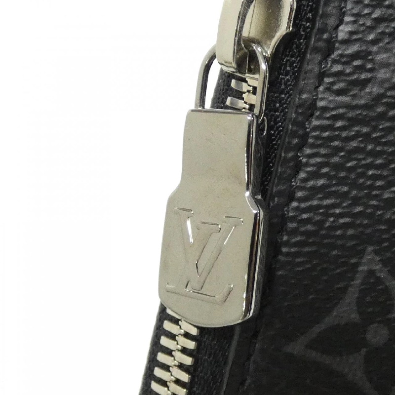 Túi đeo chéo Louis Vuitton Taiga Lama Duo M30936 - Hàng hiệu Chính hãng 767133