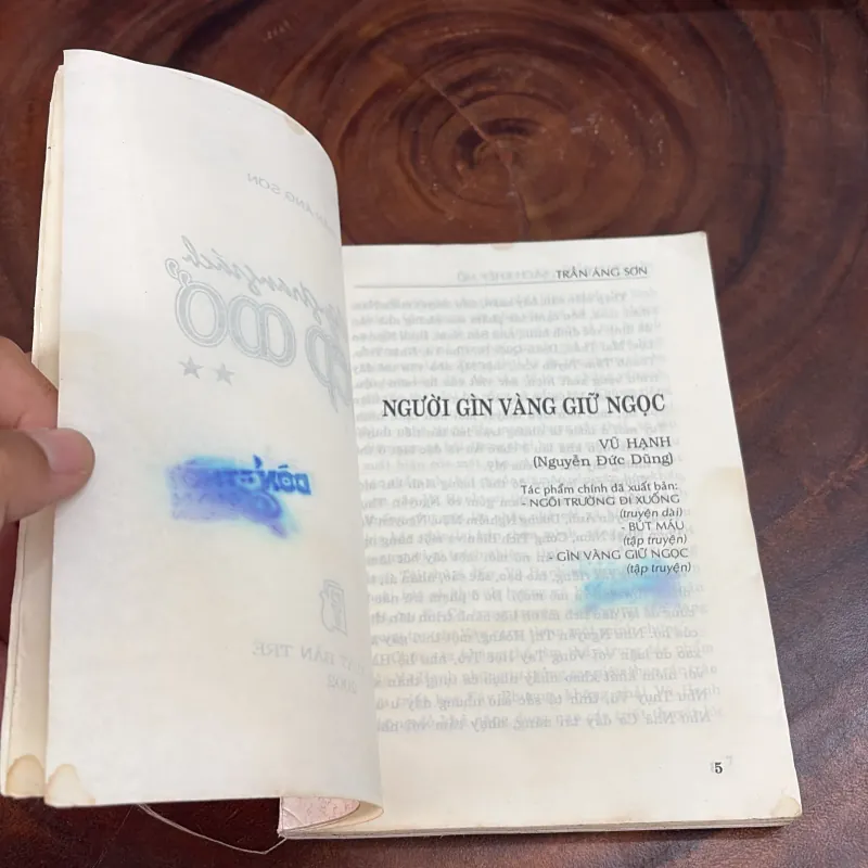 II Văn Học: Những Trang Sách Khép Mở (Quyển 2) - Trần Áng Sơn - 2002 999231