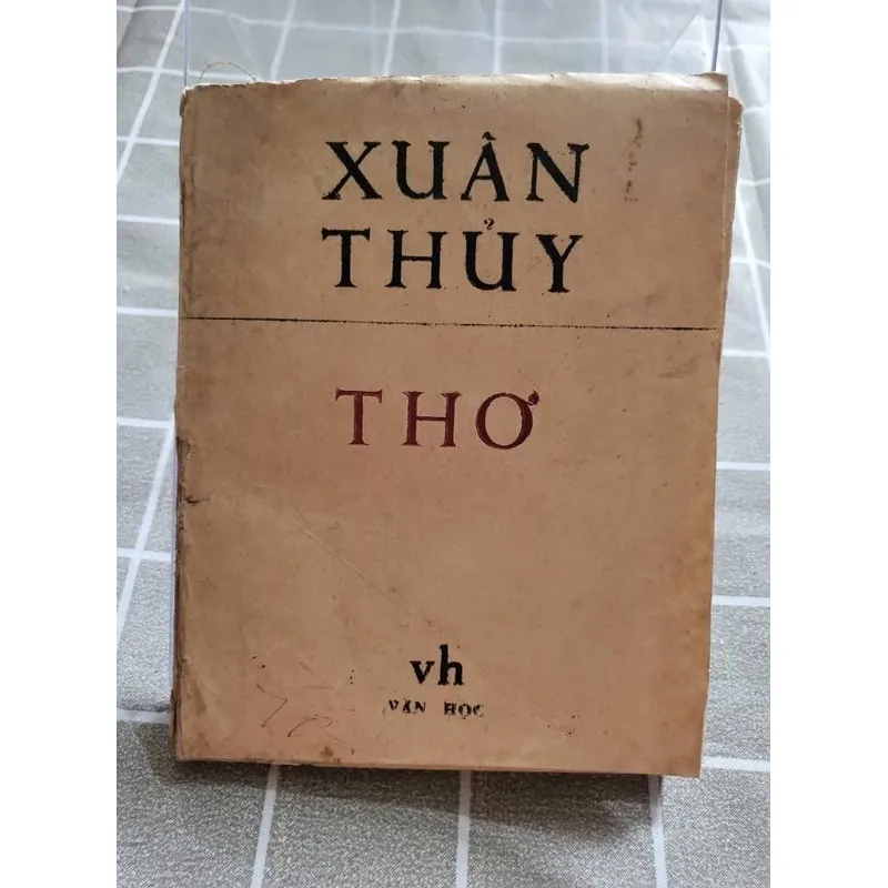 Thơ Xuân Thuỷ  739526