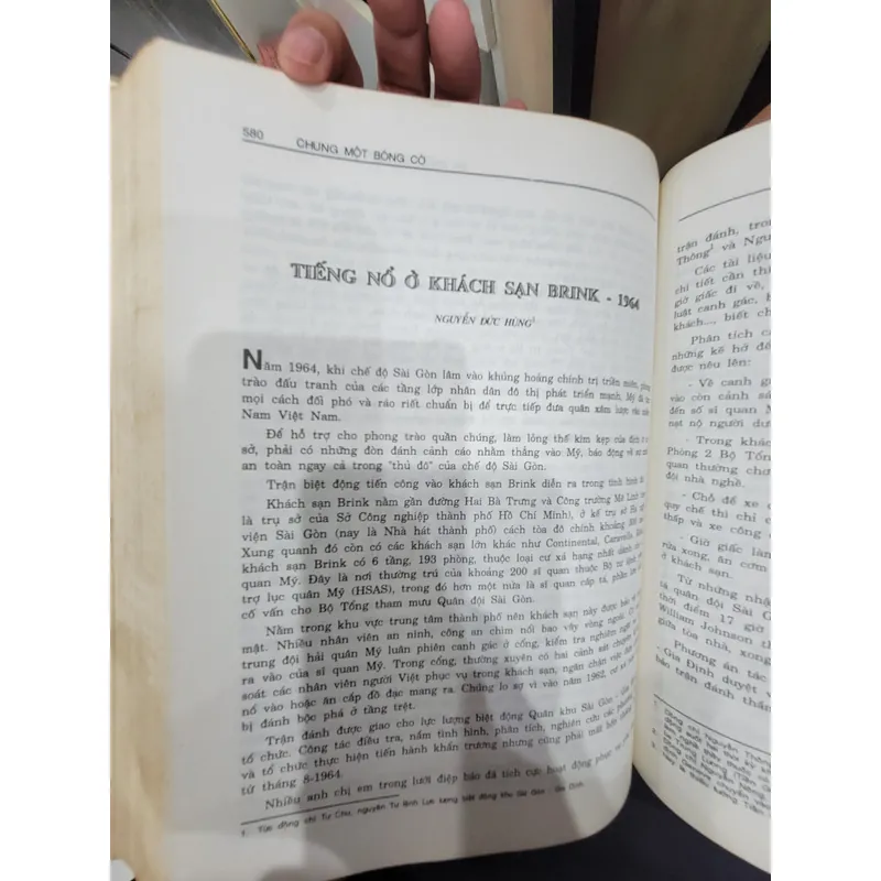 Chung một bóng cờ 596191