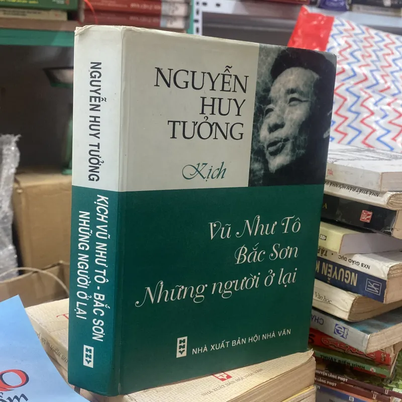 Kịch Nguyễn Huy Tưởng 797310