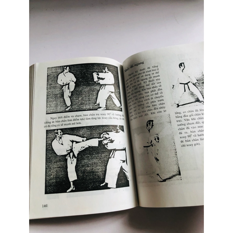 KARATE KỸ THUẬT CÔNG PHÁ - 210 trang, nxb: 2000 542367