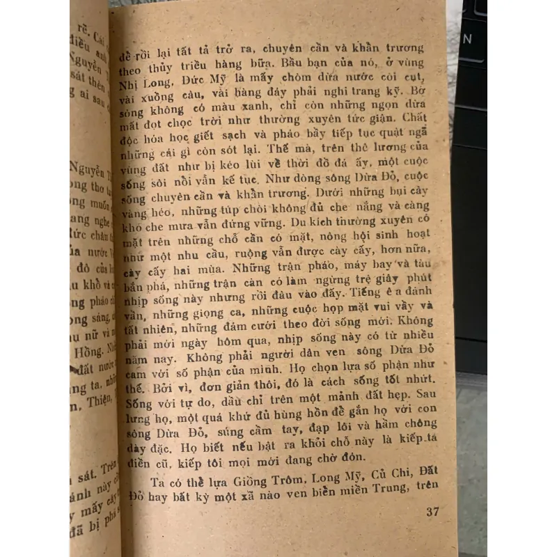 MỘT NGÀY CỦA BÍ THƯ TỈNH ỦY - TRẦN BẠCH ĐẰNG 1000369