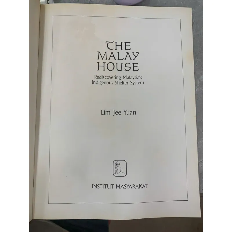 THE MALAY HOUSE (NGÔI NHÀ MÃ LAI) - LIM JEE YUAN 689722