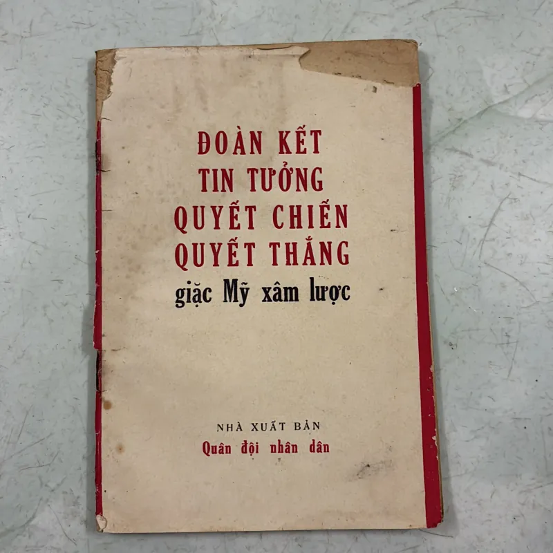 Đoàn kết tin tưởng quyết chiến quyết thắng giặc Mỹ xâm lược - 1971s 997612