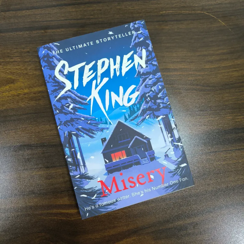 Misery - Stephen King - NEW  1000038