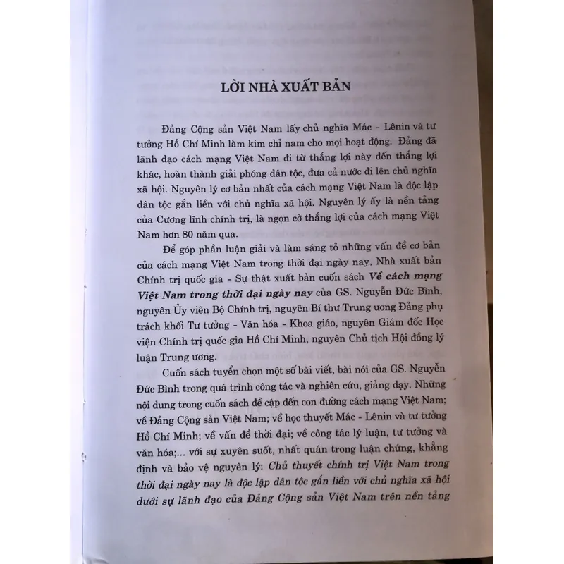 Về Cách mạng Việt Nam trong thời đại ngày nay 712377