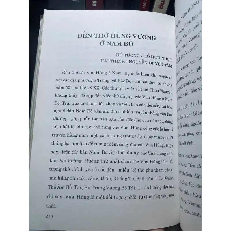 SÁCH VĂN HÓA VĂN LANG HƯỚNG VỀ ĐẤT TỔ HÙNG VƯƠNG 1031563