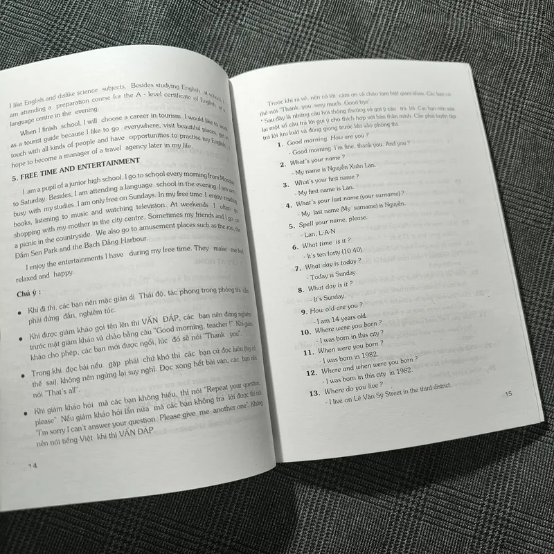 Luyện thi chứng chỉ A môn tiếng Anh - Trần Văn Hải 697700
