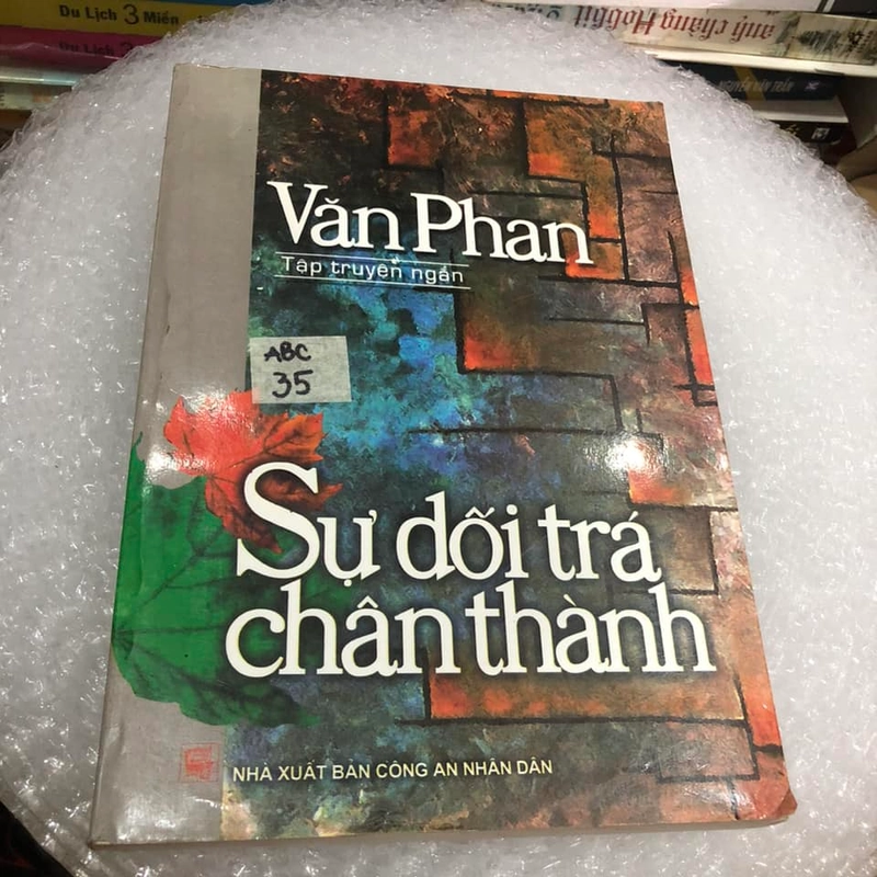 Sự dối trá chân thành - Văn Phan 308579