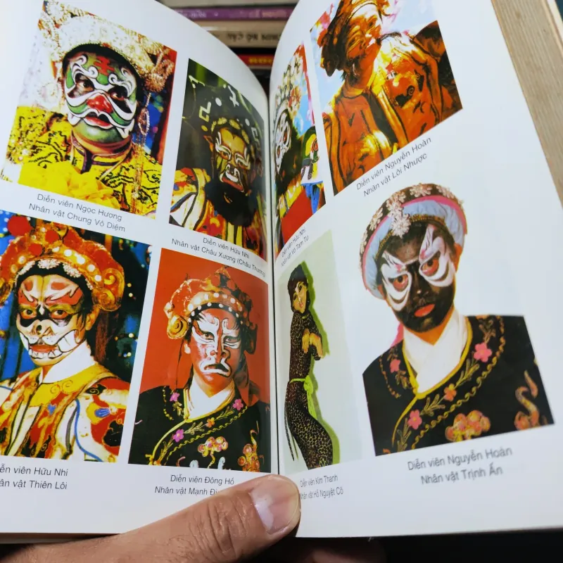 Nghệ Thuật Sân Khấu Hát Bội - Lê Văn Chiêu 1018996