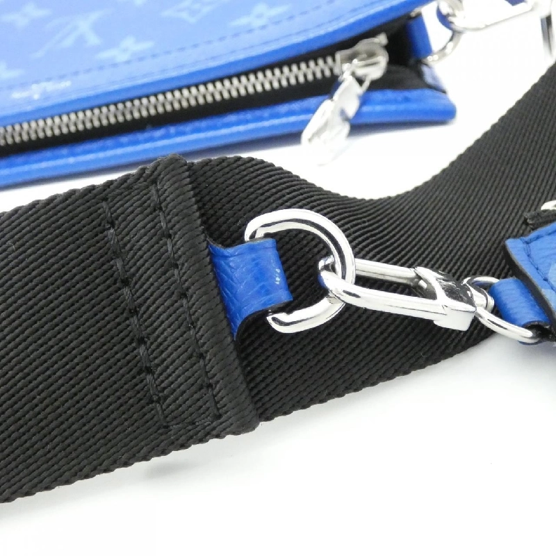 Túi đeo vai Louis Vuitton Taiga Lama Gaston Wearable Wallet M83099 - Hàng hiệu Authentic 769157