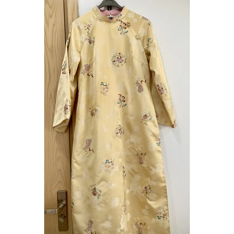 Áo dài gấm 1022284