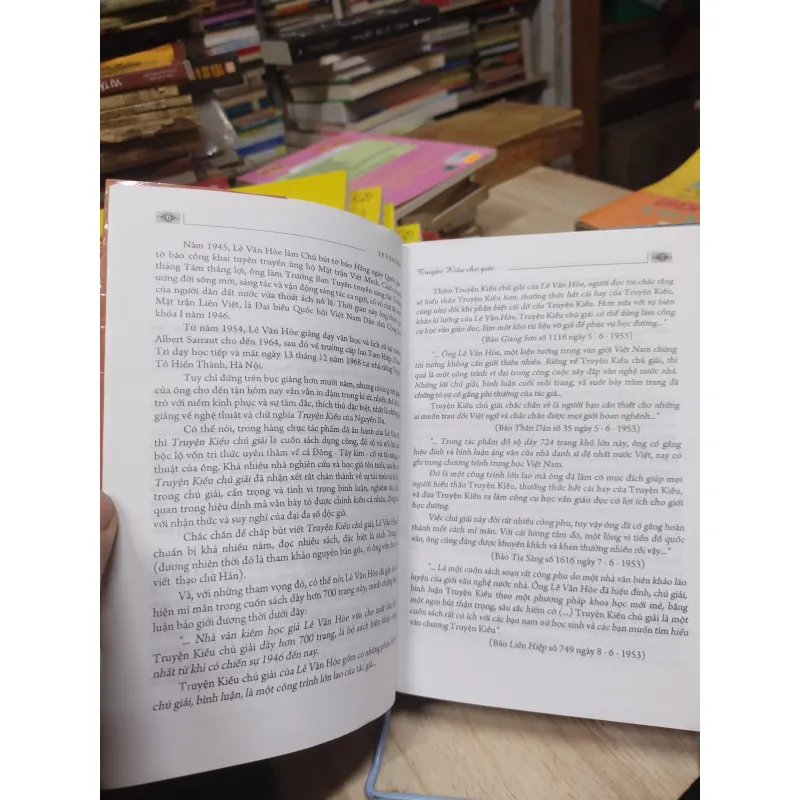 Sách: Truyện Kiều - Chú giải - TG: Lê Văn Hoè hiệu đính. chú giải, bình luận (B2) 786564