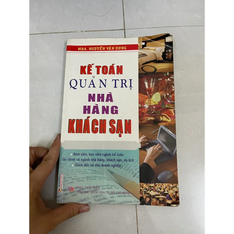 Quản trị nhà hàng khách sạn  594444