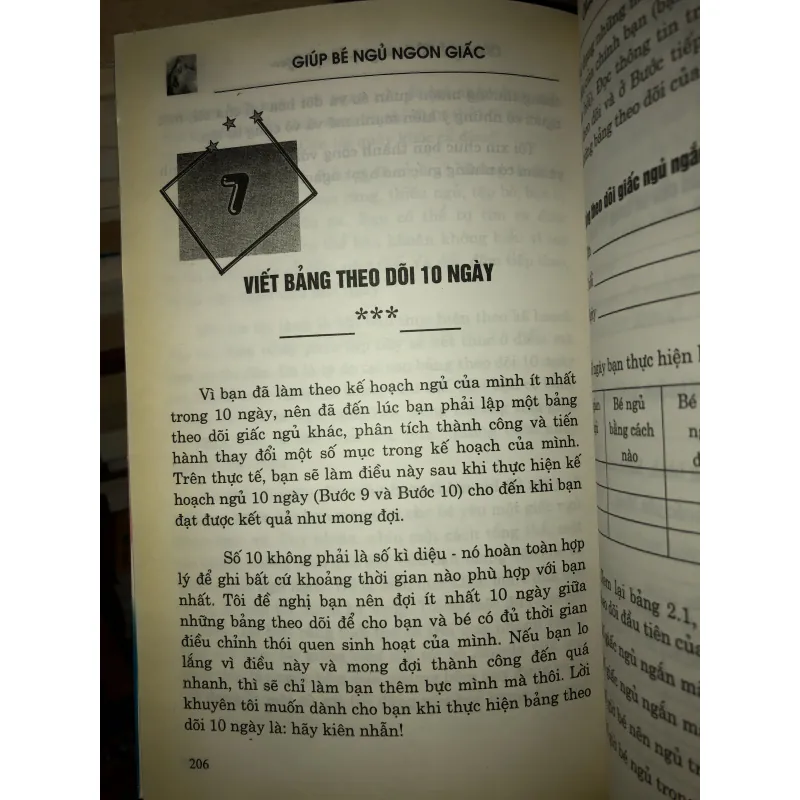 Giúp bé ngủ ngon giấc - Để bé không quấy khóc trong đêm - Elizabeth Pantley 936717