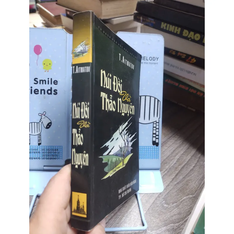 Sách: Núi đồi và Thảo nguyên - Tác giả: T.Aitmatov (A3) 599403