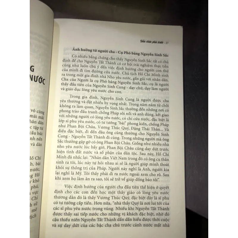 Dấu chân phía trước  720292