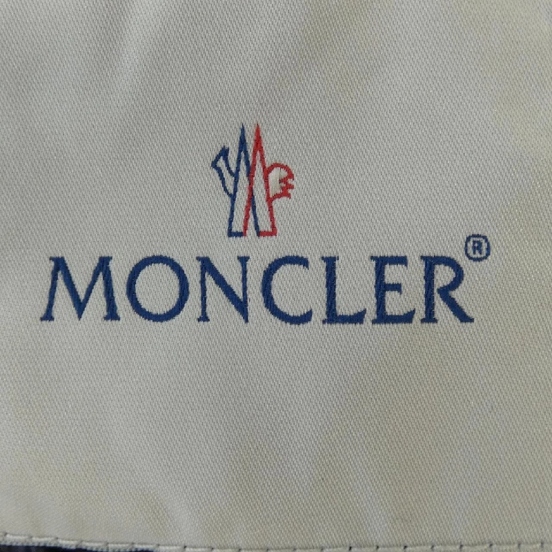 Áo khoác lông vũ MONCLER - Hàng hiệu Authentic 899844