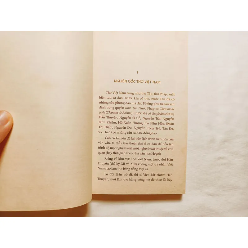 Việt Nam Thi Ca Luận Và Văn Chương Xã Hội - Lương Đức Thiệp

 737989