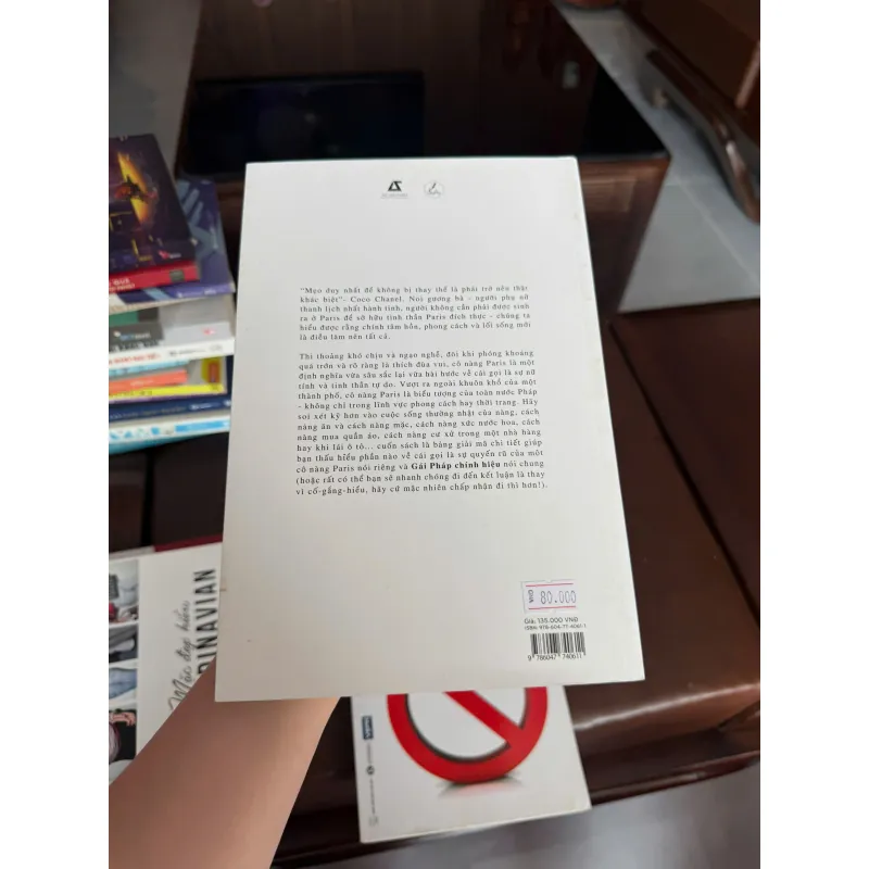 GÁI PHÁP CHÍNH HIỆU – Laurence Caracalla - K3 1006678