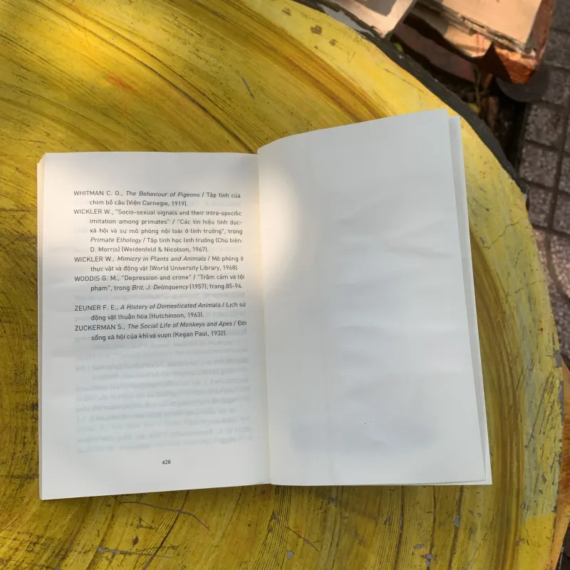 COMBO DESMOND MORRIS: VƯỜN THÚ NGƯỜI & VƯỢN TRẦN TRỤI 797245