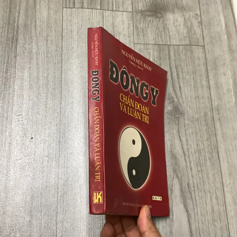 Đông y chẩn đoán và luận trị. 2b3.  732174