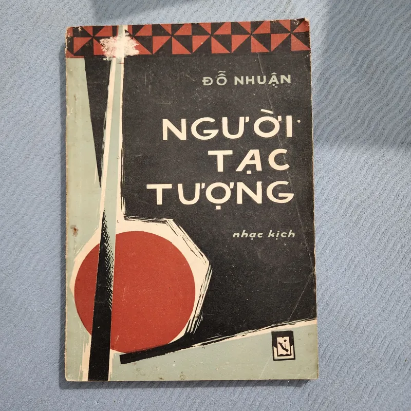 Người tạc tượng | nhạc kịch | đỗ nhuận | 1972 1001594