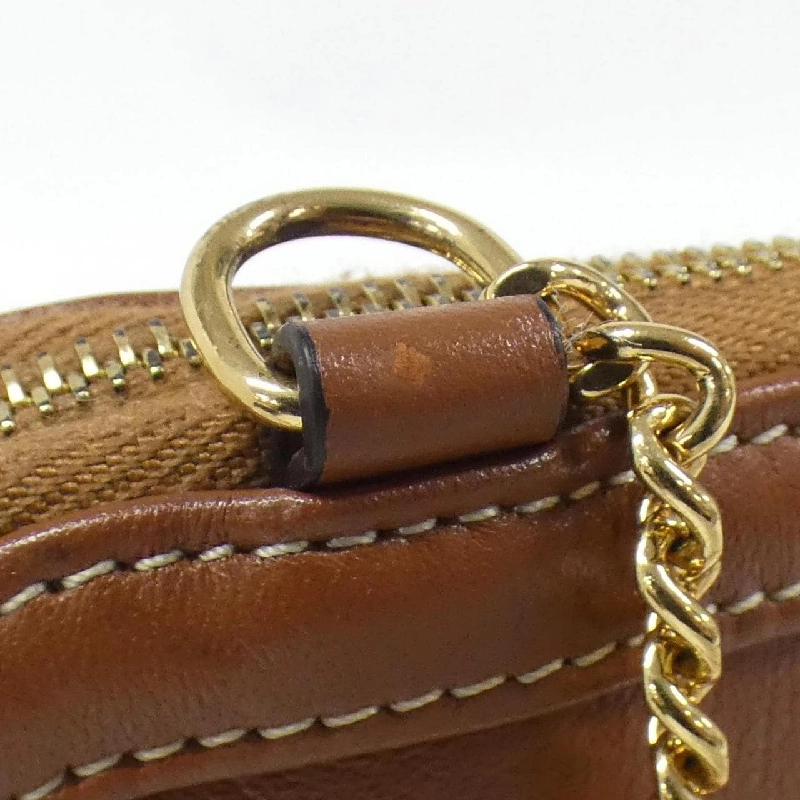 Túi xách vai Celine Chain Clutch Cuill Trionf 10E383DR8 - Hàng hiệu Authentic 766916